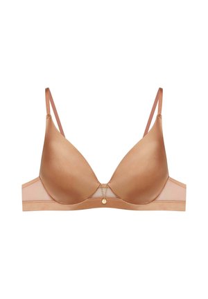 Beżowy satynowy stanik o gładkim wykończeniu, z głębokim dekoltem, regulowanymi ramiączkami oraz złotym akcentem na środkowym froncie.