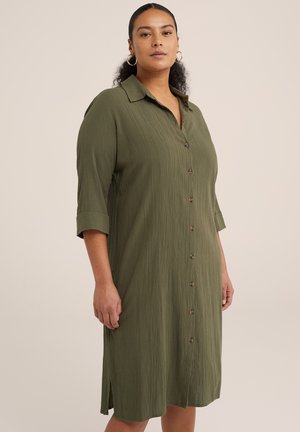 CURVE - Shirt dress - grün