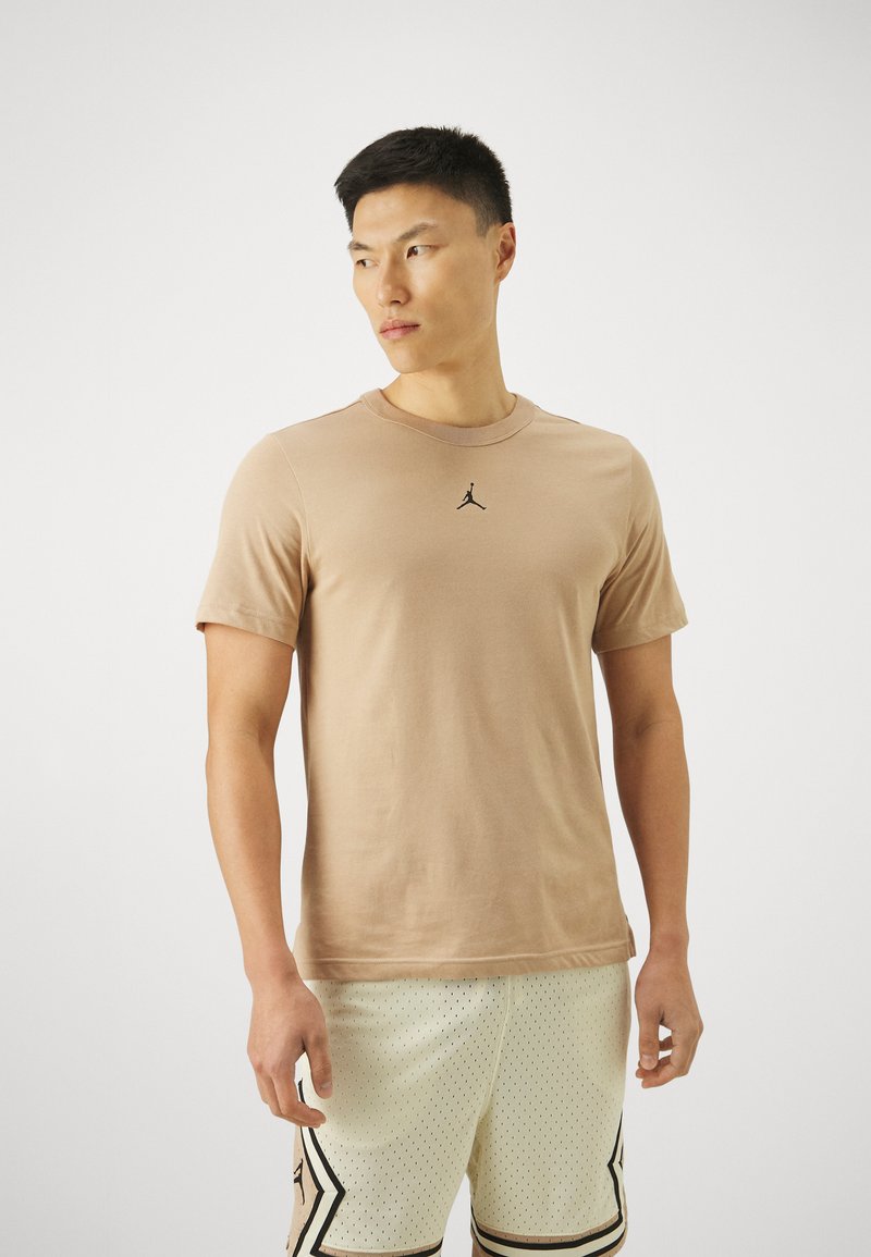 Jordan TOP - Sports T-shirts - legend brown/black