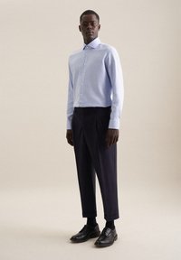 Seidensticker Hemd - light blue