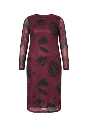 Bordeauxrode jurk met lange mouwen en knielengte, voorzien van een zwarte abstracte bloemmotief en transparante stof op de mouwen en de overlay.