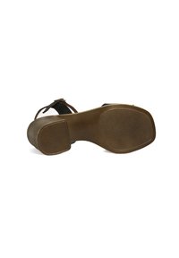 Braune Plateausandalette mit strukturiertem Profil, die ein geteiltes Riemendesign und eine seitliche Schnalle aufweist. Glattes Obermaterial mit matter Oberfläche.