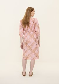 Odd Molly BLOOMING - Freizeitkleid - soft pink