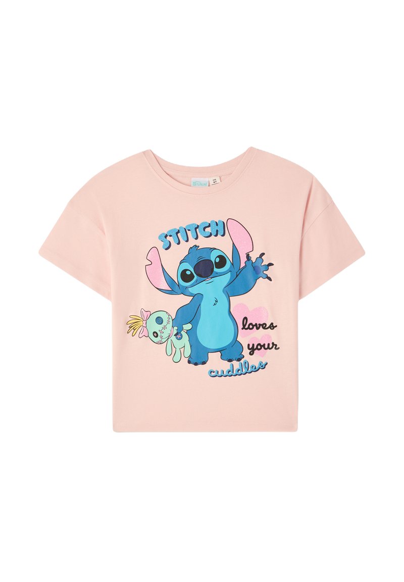 Różowa koszulka bawełniana z niebieską postacią z kreskówki o dużych uszach i pluszową zabawką, oznaczona napisem: "STITCH kocha twoje przytulanie."