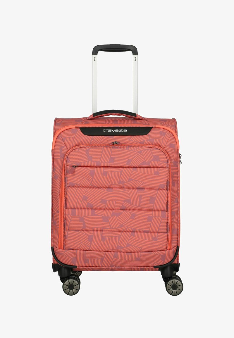 Roter Koffer mit geometrischem Muster, aus Stoff gefertigt. Verfügt über einen ausziehbaren Griff, zwei Räder und eine Front-Reißverschlusstasche.