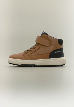 Geox, J BUNSHEE BOY B ABX - Baskets montantes - brown