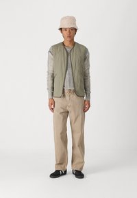 Abercrombie & Fitch UTILITY VEST - Chaleco - vetiver