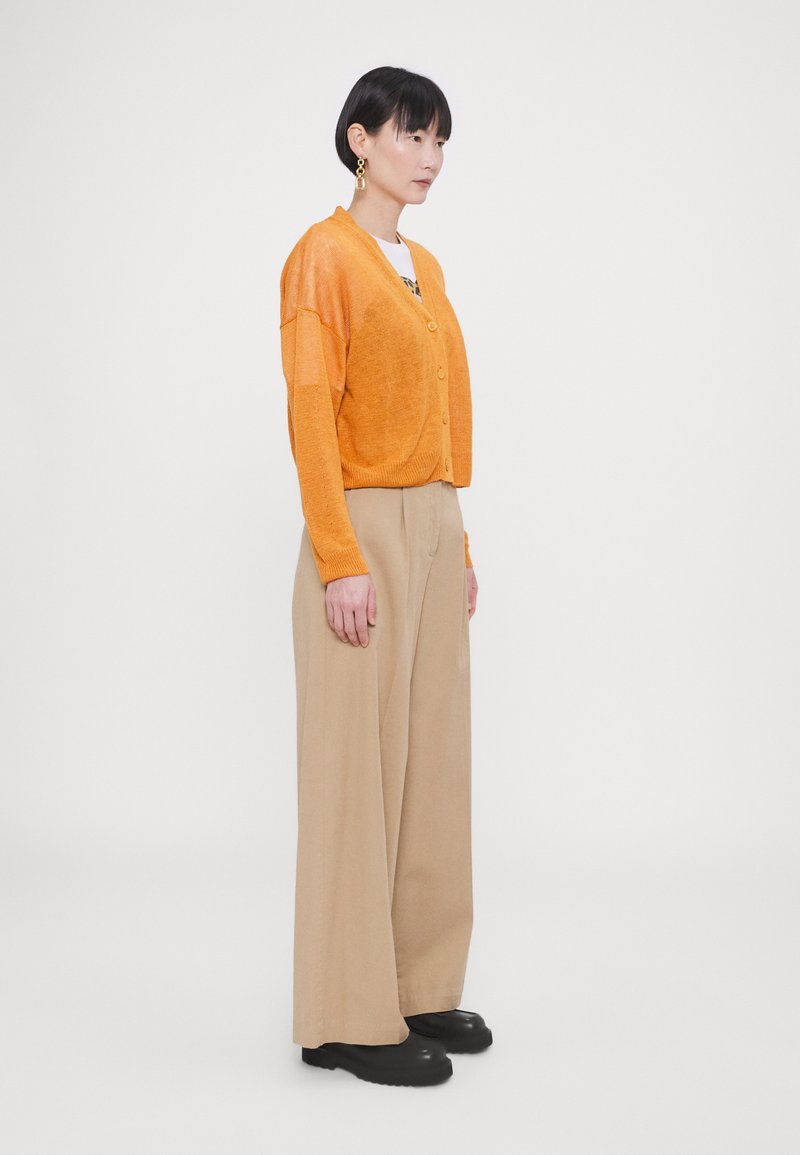 WEEKEND MaxMara - DANIELA - Cardigan - ocra, Enlarge