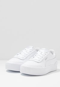 Puma Sneakers - white