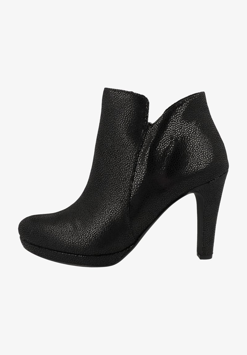 Bottine en cuir noir texturé avec une fermeture éclair latérale et un talon stiletto de 9 cm de hauteur.