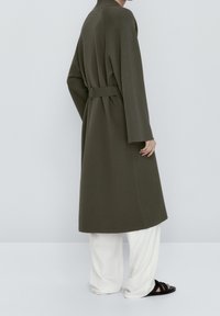 Massimo Dutti Cappotto classico - light green
