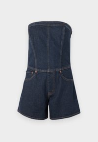 Salopette in denim senza spalline con corpino aderente, taglio a pantaloncino, cuciture a contrasto e due tasche frontali. Colore blu scuro e texture liscia.