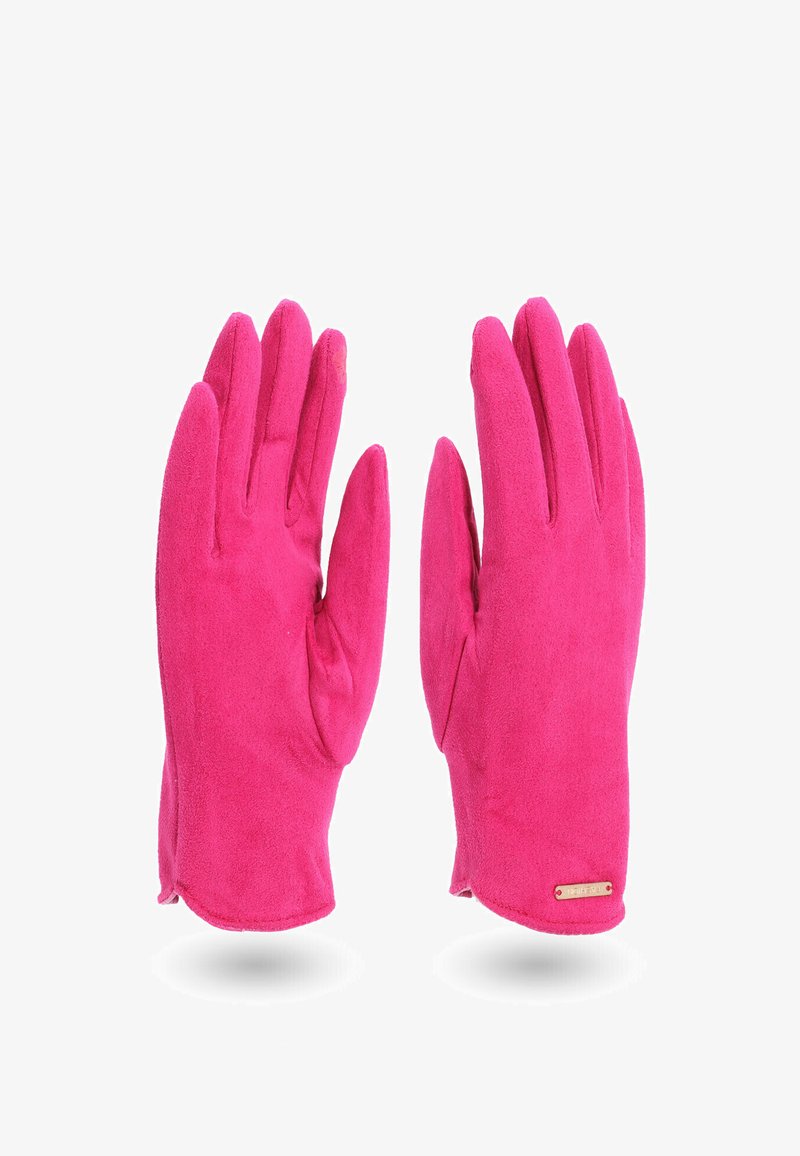 Guanti fucsia in morbida suede, con una texture liscia e un elegante dettaglio dorato al polsino. Progettati per comfort e calore.