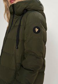 Mos Mosh NOVA COAT - Donsjas - forest night