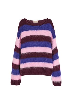 - Sweter