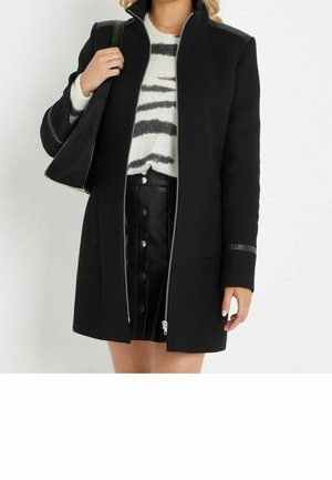 Kort kappa / rock - black