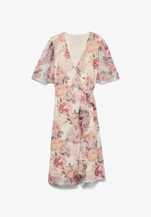 Rochie tip petrecut cu imprimeu floral în culori roz și violet, mâneci scurte, decolteu în V și curea cu nod lateral pe fundal alb.