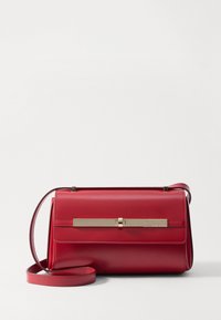 POSH SHOULDER BAG - Olkalaukku - cherry