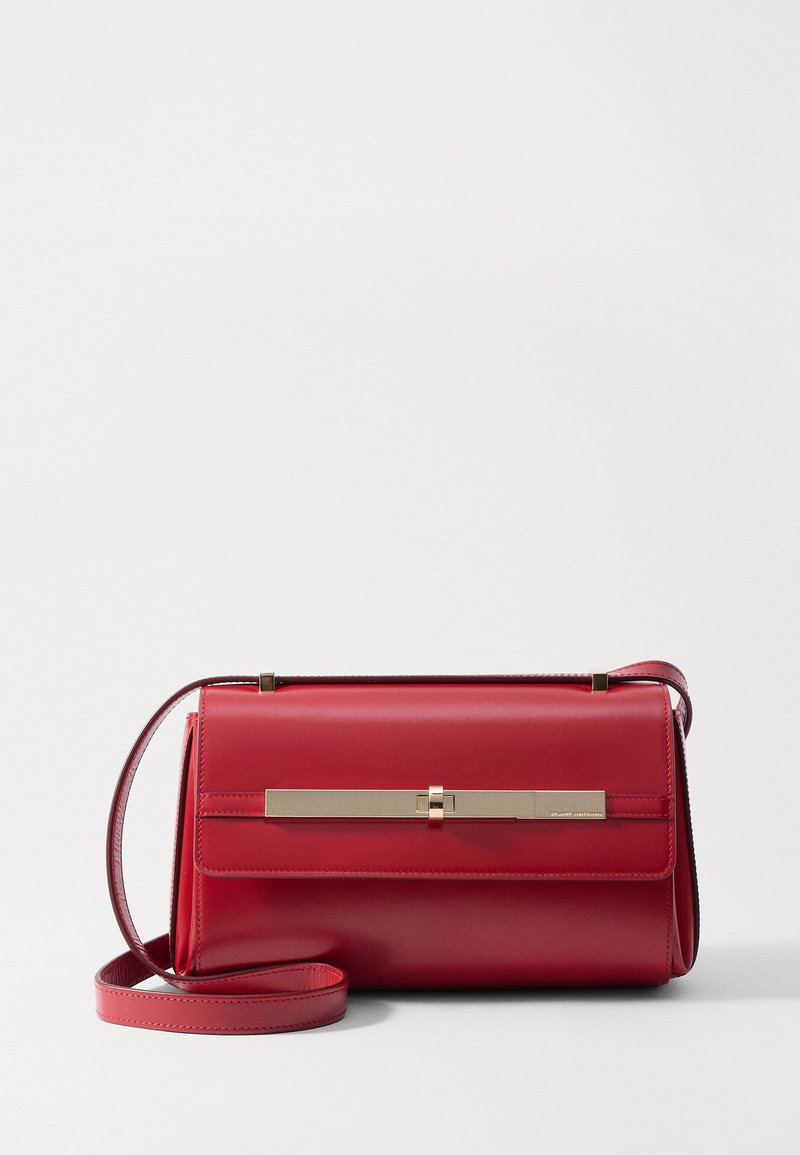Stuart Weitzman POSH SHOULDER BAG - Mala a tiracolo - cherry