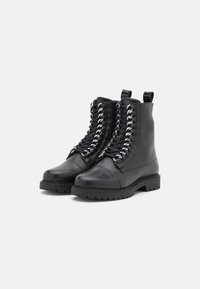 Copenhagen Shoes Botines con cordones - black