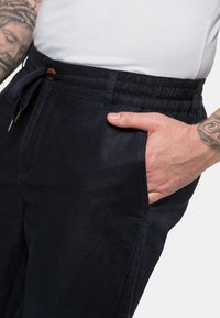 JP1880 Pantaloni - dark blue