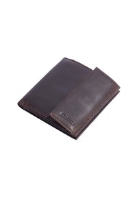 Portafoglio in pelle marrone con design a due pieghe, texture liscia e scomparto per carte all'esterno con dettaglio del marchio in rilievo.