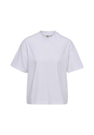 Hvid simpel t-shirt med korte ærmer, rund halsudskæring, løs pasform og diskret mærkelogo på venstre bryst.