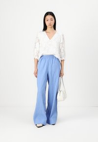 Selected Femme SLFCORIA PANT - Hlače - cornflower blue