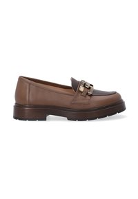Braune Lederloafers mit runder Zehenpartie, ausgestattet mit einem kontrastierenden dunkelbraunen Band und quadratischem Metallbeschlag. Robuste Sohle mit strukturiertem Finish.