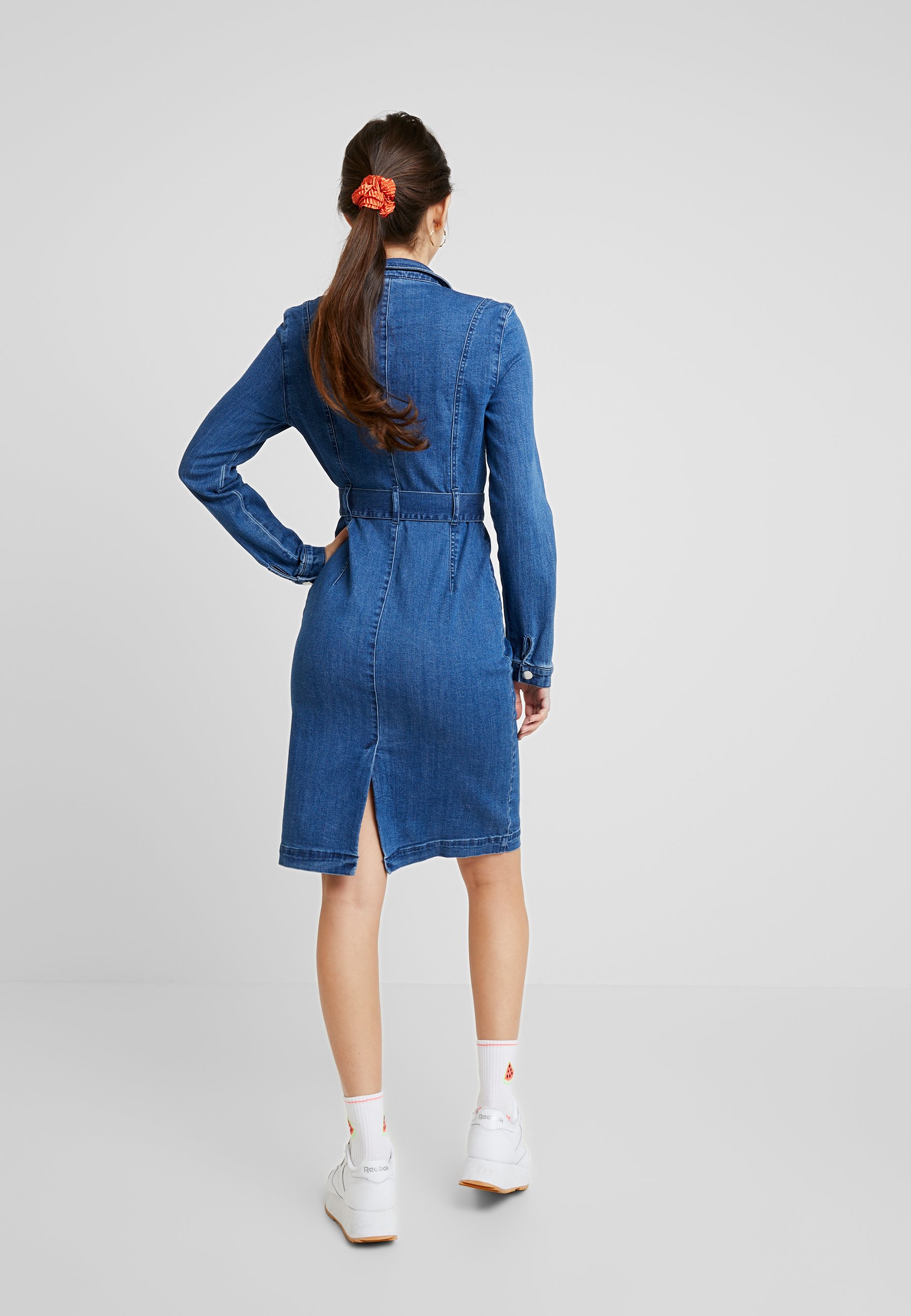 Vero Moda VMKATE SHIRT DRESS - Spijkerjurk - medium blue denim/blauw  denim/bluedenim - Zalando.nl