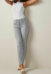 Next Jeansy Slim Fit