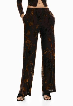 ORIENTAL LONG  - Nadrágok - brown