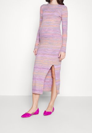 Sukienka z dżerseju