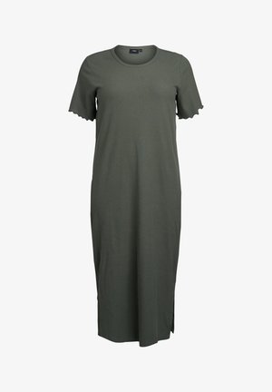 Vestito a maglia verde oliva, a coste, con girocollo, maniche corte a forma di scallop e spacchi laterali. Taglio di lunghezza media. Texture morbida.