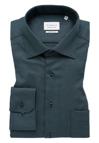 Foldet langærmet skjorte med knapper i mørkegrøn med en struktureret mønster, mærket "Eterna Comfort Fit," størrelse 40/15½.