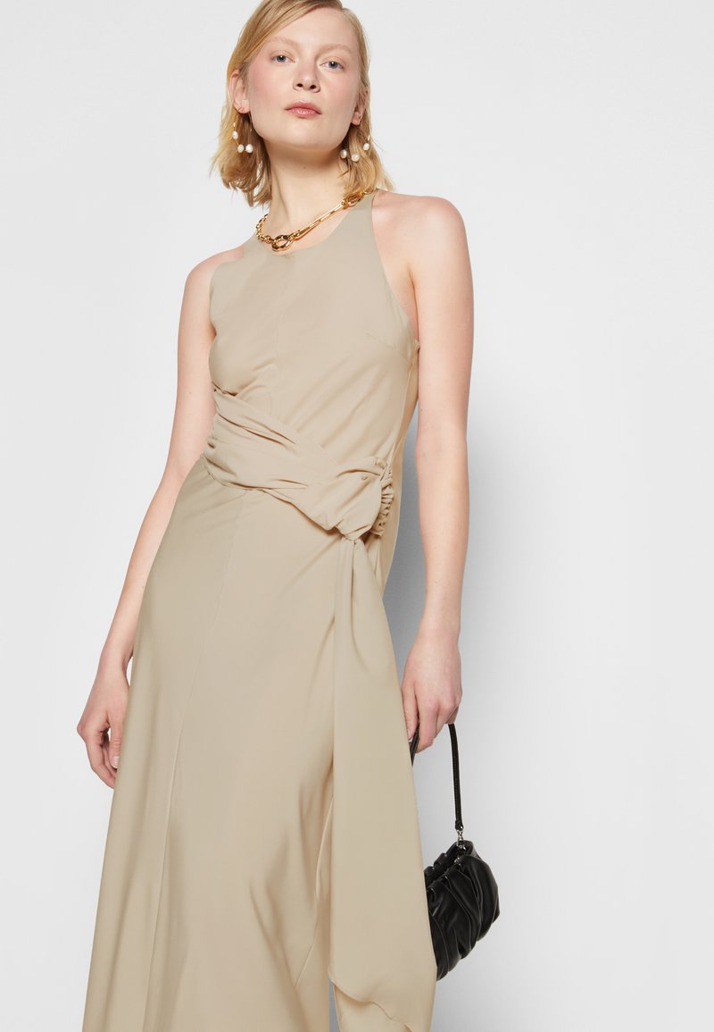 Damen Freizeitkleider | DESIGNERS REMIX VALERIE DRAPE DRESS Cocktailkleid/festliches Kleid oyster/offwhite - HB44918 Damen Freizeitkleider | DESIGNERS REMIX VALERIE DRAPE DRESS Cocktailkleid/festliches Kleid oyster/offwhite - HB44918
