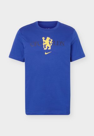 Nike Performance, CHELSEA FC  CREST TEE - Vereinsmannschaften - rush blue