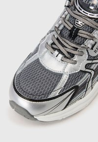 Replay RIFF RUNNER OP3 - Zapatillas - silver-coloured