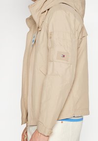 Tommy Hilfiger Summer jacket - beige