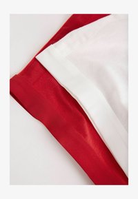 Non sélectionné, x red and ivory