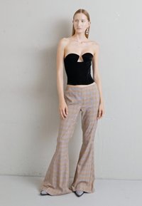 ROKH SEMI CUT U SHAPED BUSTIER - Μπλούζα - black