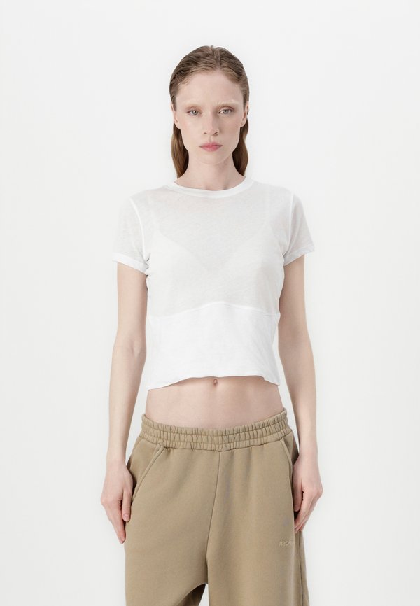 SOPHIA CROPPED TEE - Basic T-shirt