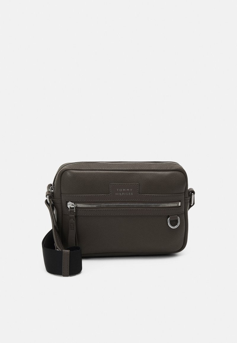 Geantă crossbody