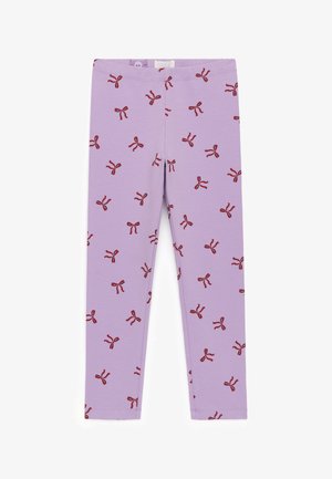 Leggings de couleur lilas avec un motif dispersé de petites illustrations de nœuds rouge foncé et une ceinture élastique.