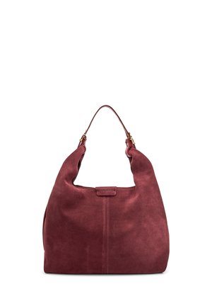 Borsa hobo in suede di un profondo bordeaux con un'unica maniglia, caratterizzata da una chiusura magnetica e dettagli di cucitura discreti sulla parte anteriore. Texture liscia.