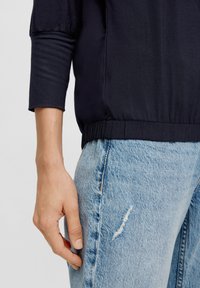 s.Oliver Long sleeved top - navy