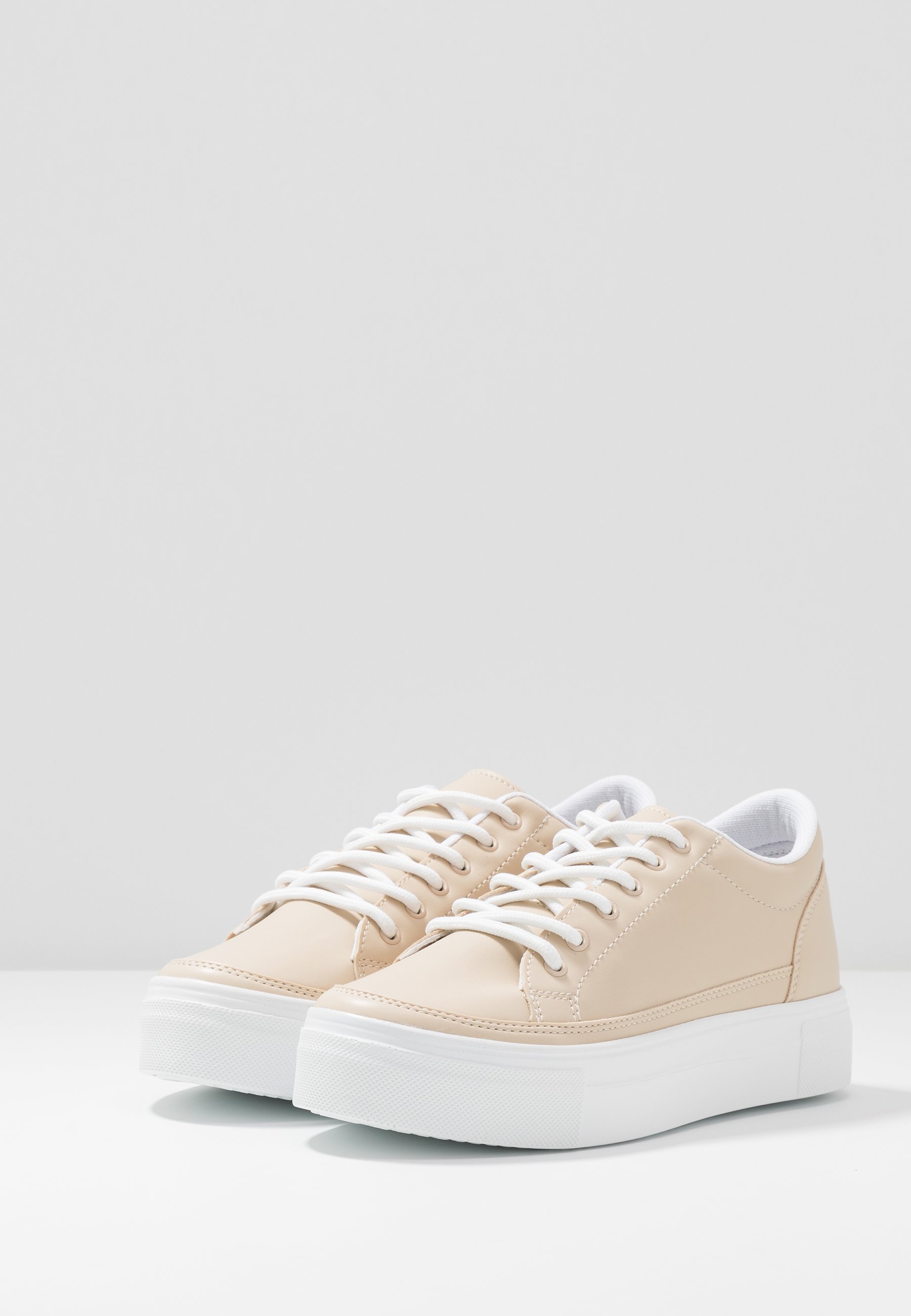 Nly by Nelly PERFECT - Joggesko - white/beige Nly by Nelly PERFECT - Joggesko - white/beige