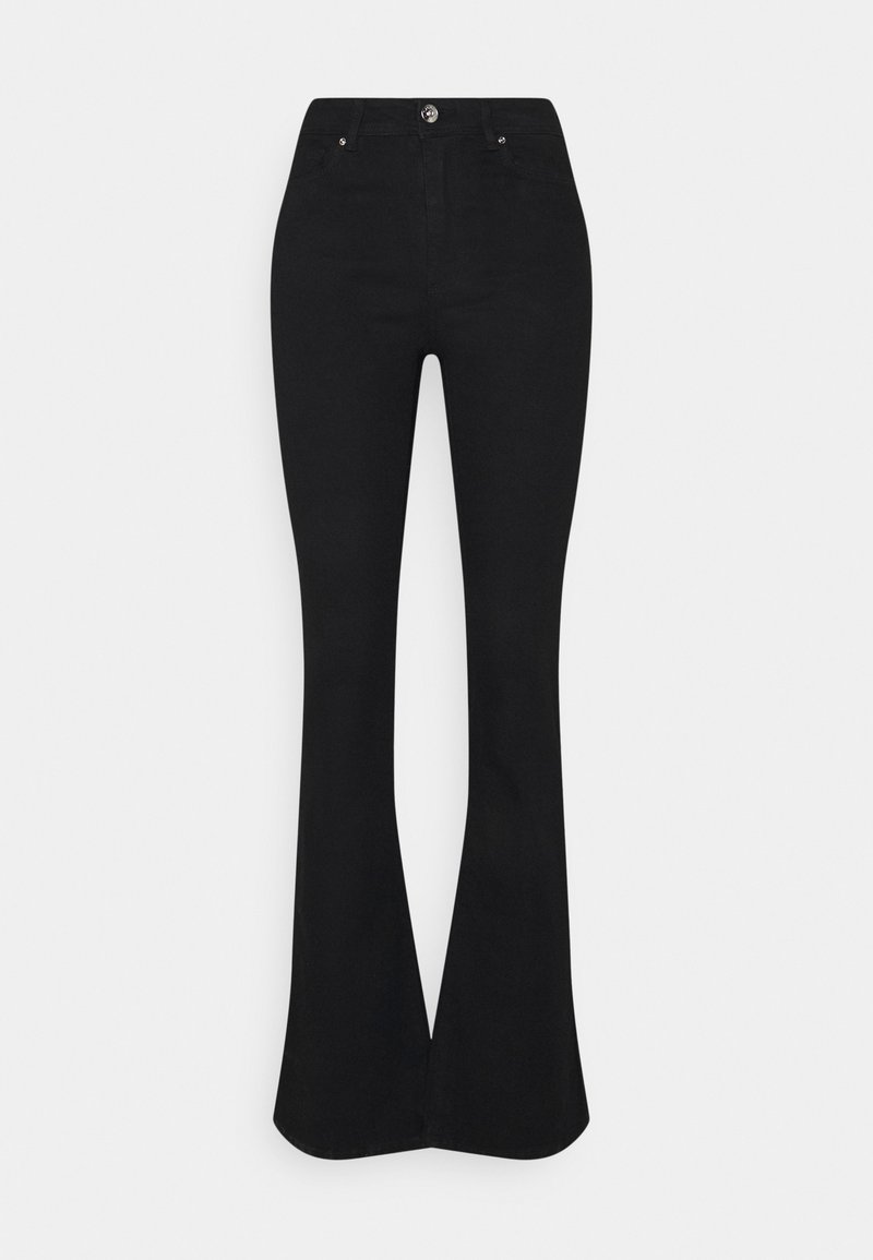 Jean flare noir en denim, avec taille haute, devant plat et bouton en métal contrastant. Texture lisse sans motifs visibles.