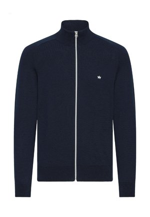 Dunkelblauer Reißverschluss-Pullover mit hohem Kragen aus Strickstoff. Verfügt über einen silbernen Reißverschluss und ein kleines weißes Logo auf der Brust.