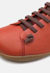 Camper PEU CAMI - Sapatos casuais com atacadores - medium red